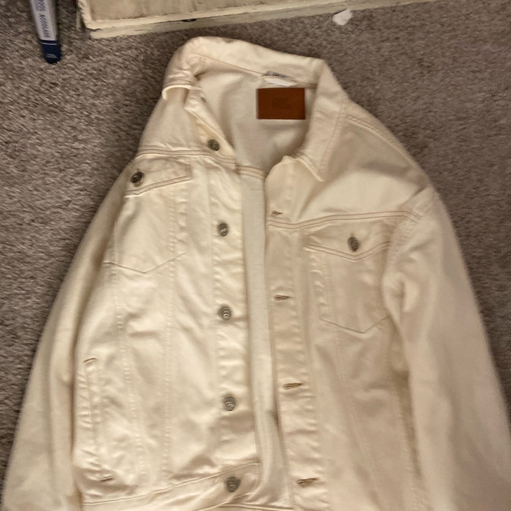 Urban outfitters white denim jacket NWOT